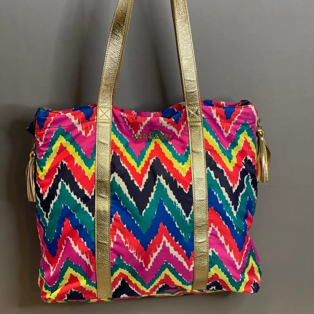 Lilly Pulitzer Hearts A Flutter Multi Chevron Shopper Tote Bag Expandable
